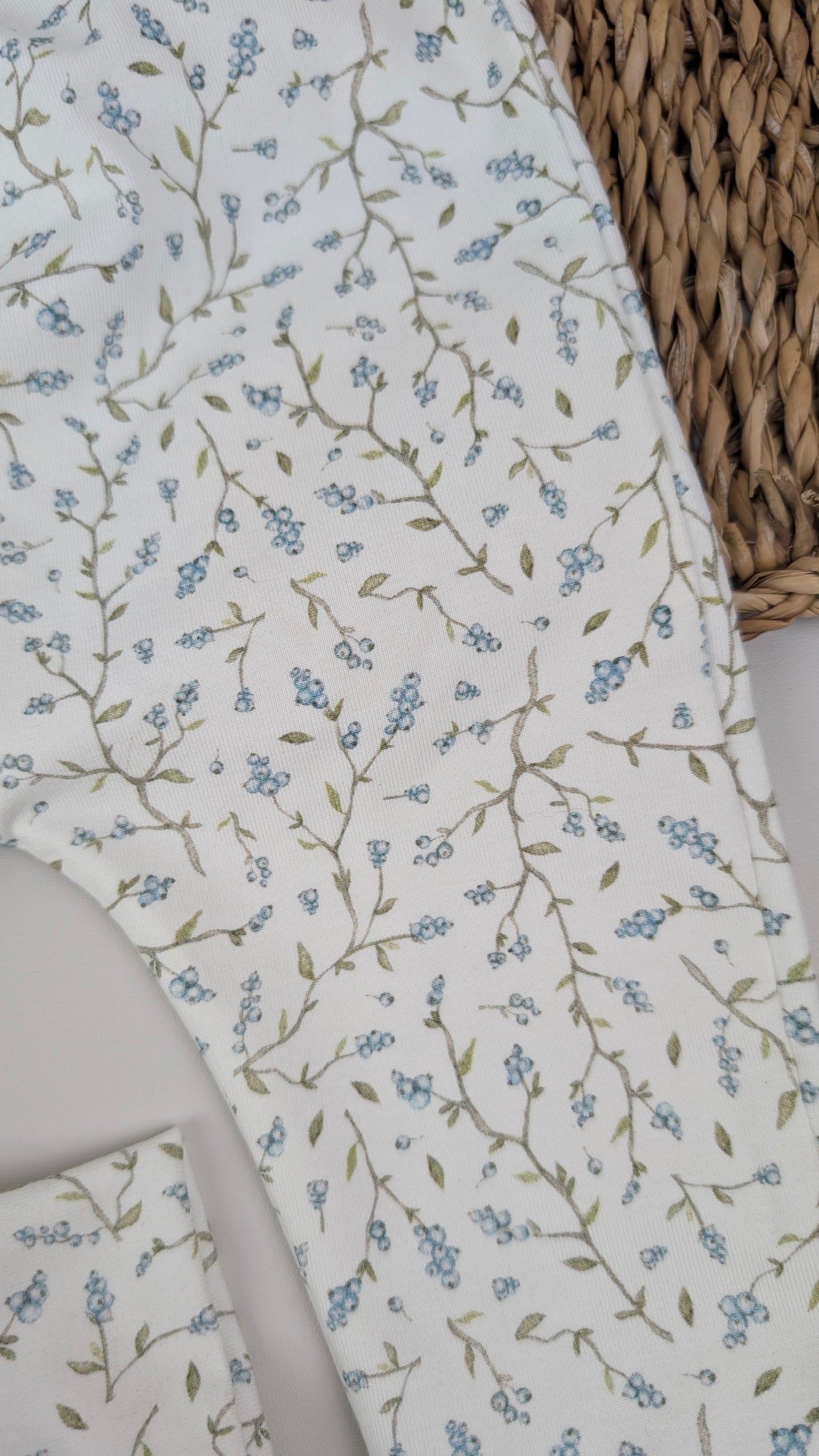 Sofortkauf – Hose Mini Blumen | Größe 74