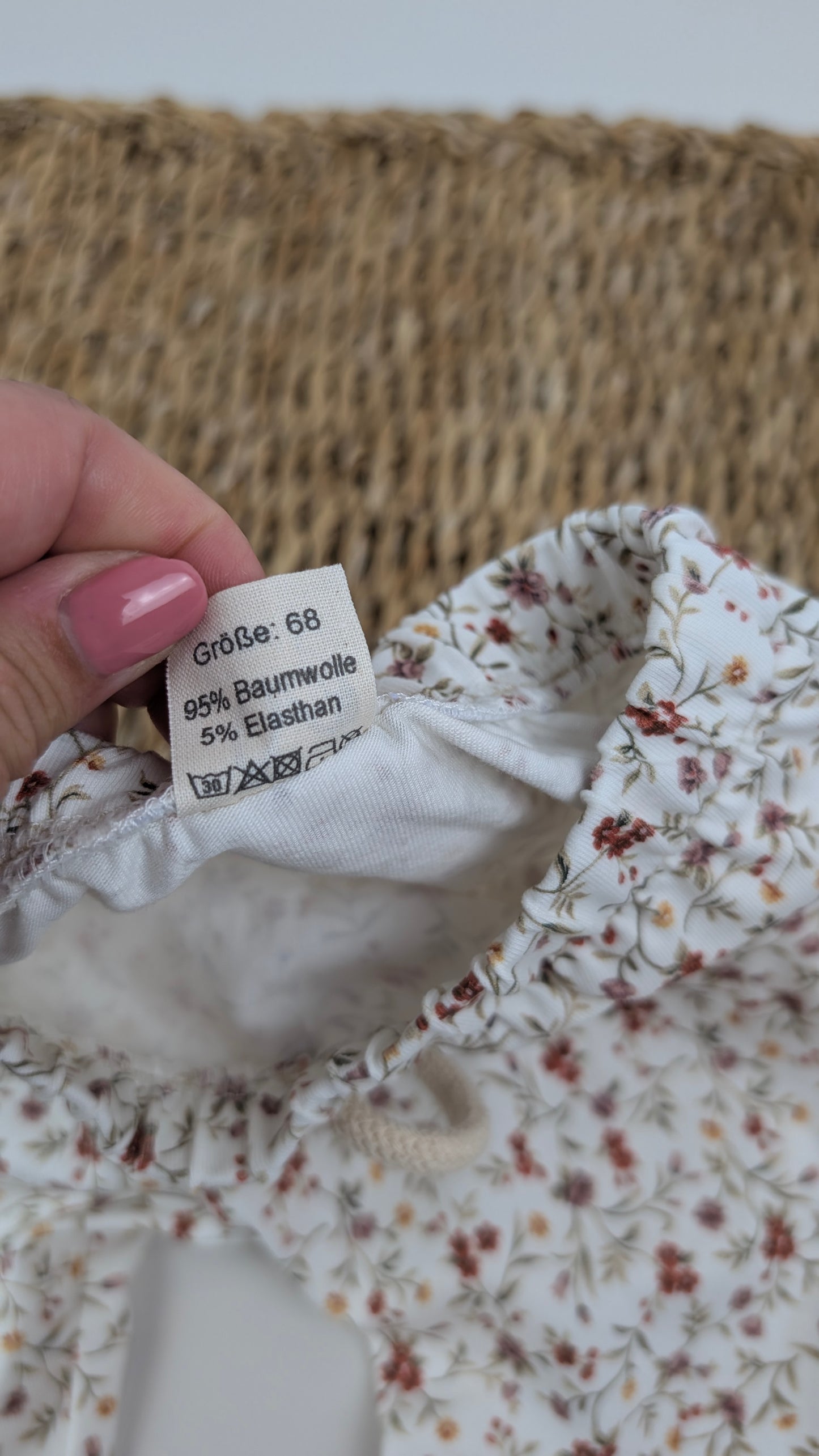 Sofortkauf – Hose Blumen | Größe 68