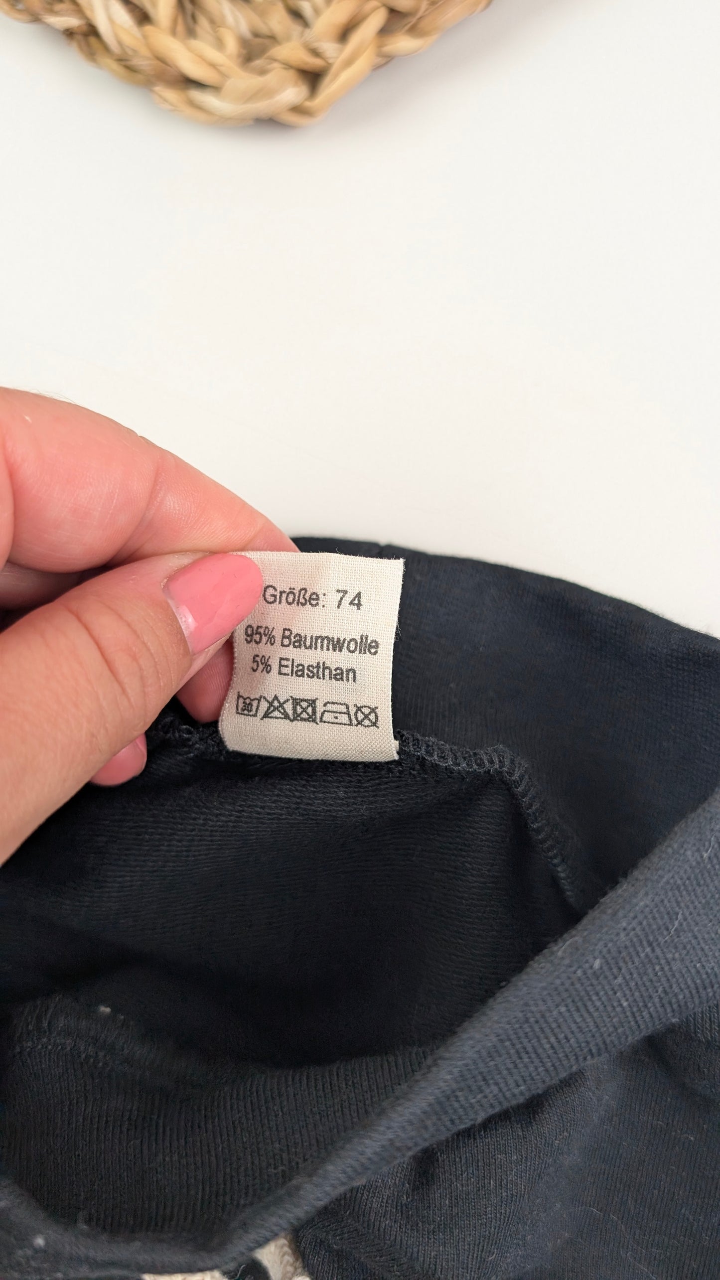 Sofortkauf – Mitwachsende Hose Schwarz | Größe 74