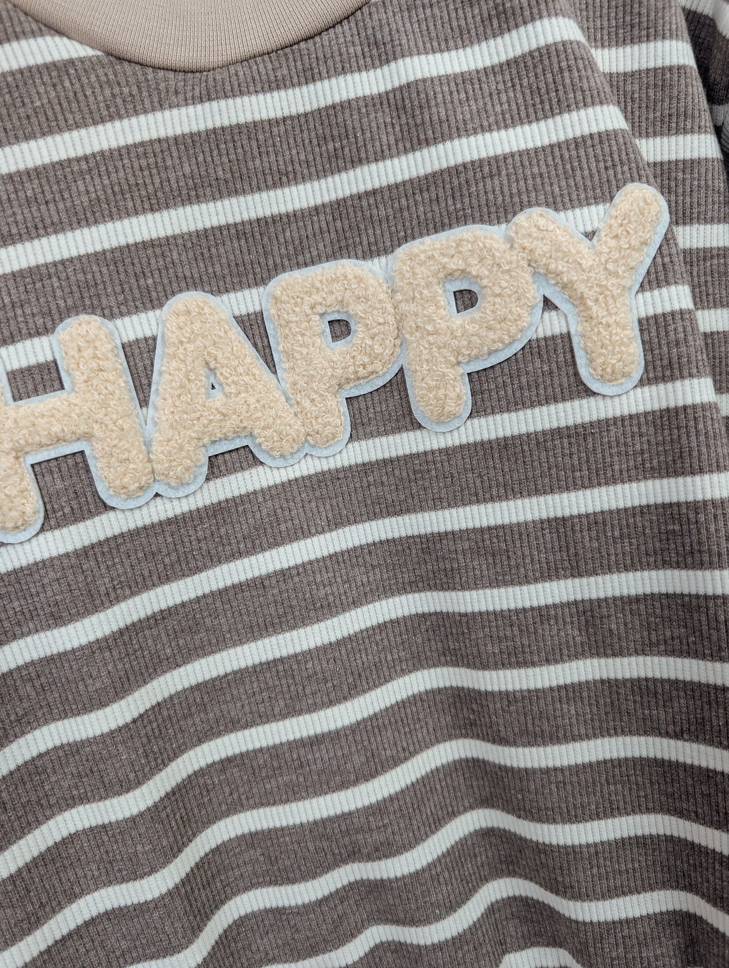 Sofortkauf – Sweater HAPPY Beige Größe 98